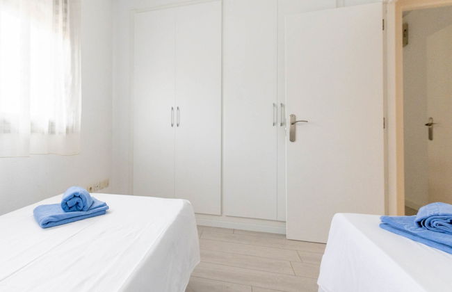 2 bedroom Apartment in Castelló d'Empúries with terrace - Photo 13