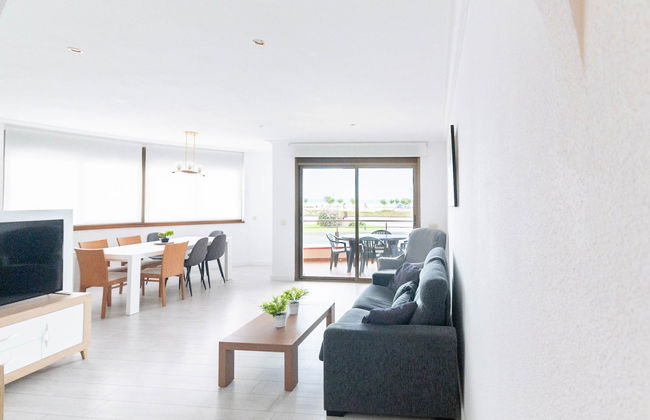 2 bedroom Apartment in Castelló d'Empúries with terrace - Photo 8