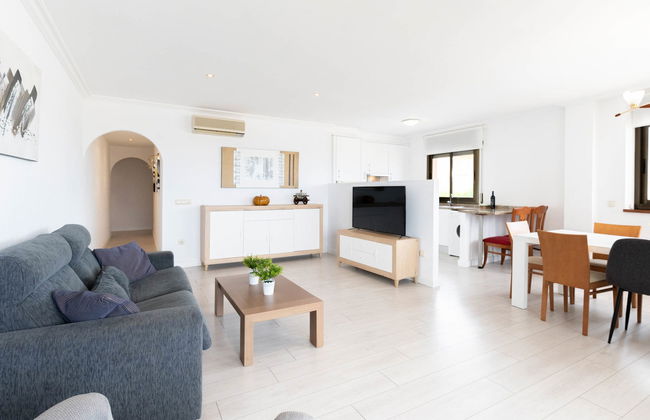 2 bedroom Apartment in Castelló d'Empúries with terrace - Photo 2