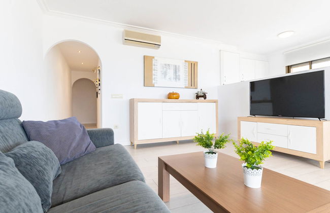 2 bedroom Apartment in Castelló d'Empúries with terrace - Photo 9