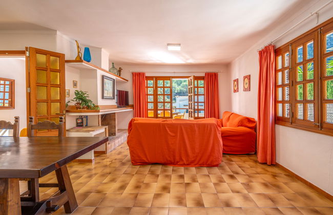 6 bedroom House in Pollença with swimming pool and terrace - Photo 8