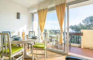 Photo 3 - 1 bedroom Apartment in Fréjus with garden and terrace