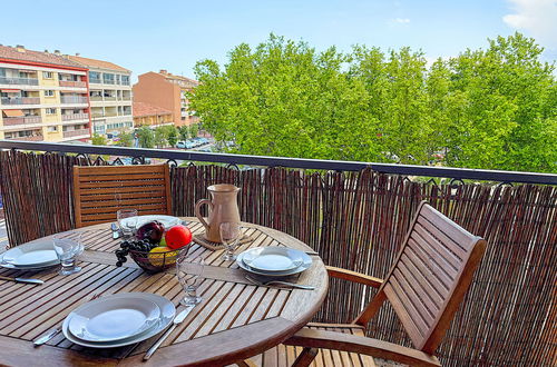 Photo 3 - Appartement de 1 chambre à Fréjus avec terrasse