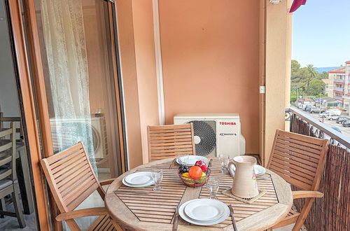 Photo 14 - Appartement de 1 chambre à Fréjus avec terrasse