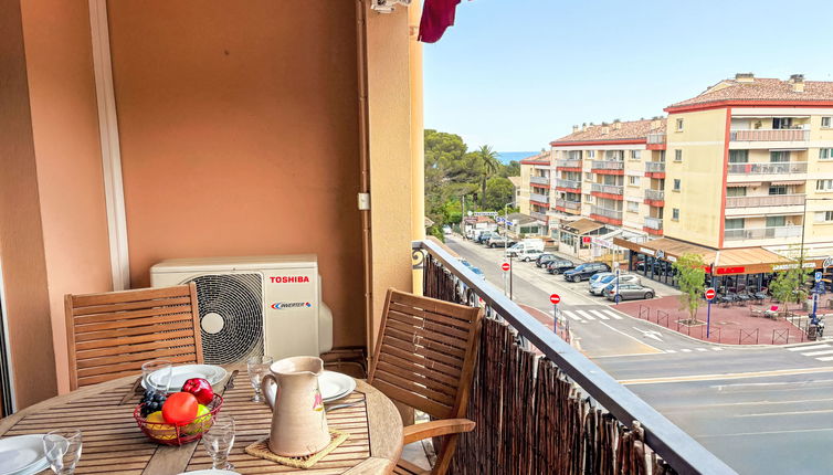 Photo 1 - Appartement de 1 chambre à Fréjus avec terrasse