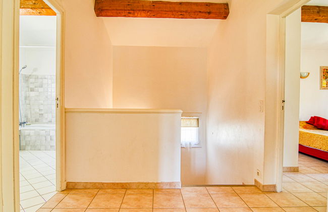 Casa de 5 quartos em Vidauban com piscina privada e jardim - Foto 32