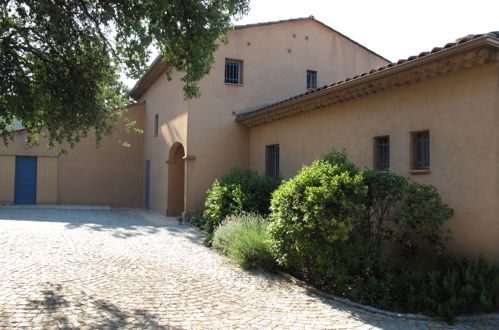 Foto 23 - Casa de 4 quartos em Vidauban com piscina privada e jardim