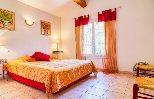 Casa de 5 quartos em Vidauban com piscina privada e jardim - Foto 23
