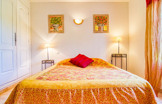 Casa de 5 quartos em Vidauban com piscina privada e jardim - Foto 22