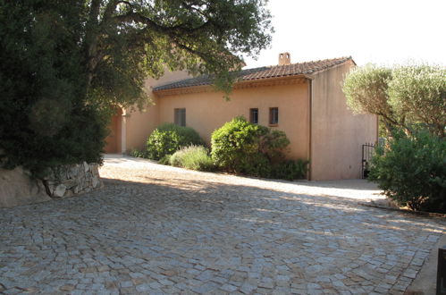 Foto 22 - Casa de 4 quartos em Vidauban com piscina privada e jardim