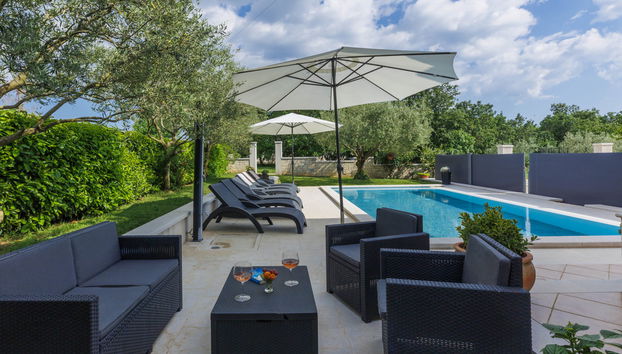 Apartment mit 4 Schlafzimmern in Sveti Lovreč mit privater pool und garten - Foto 2