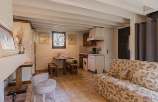 Photo 3 - Maison de 2 chambres à Cabourg avec piscine et vues à la mer