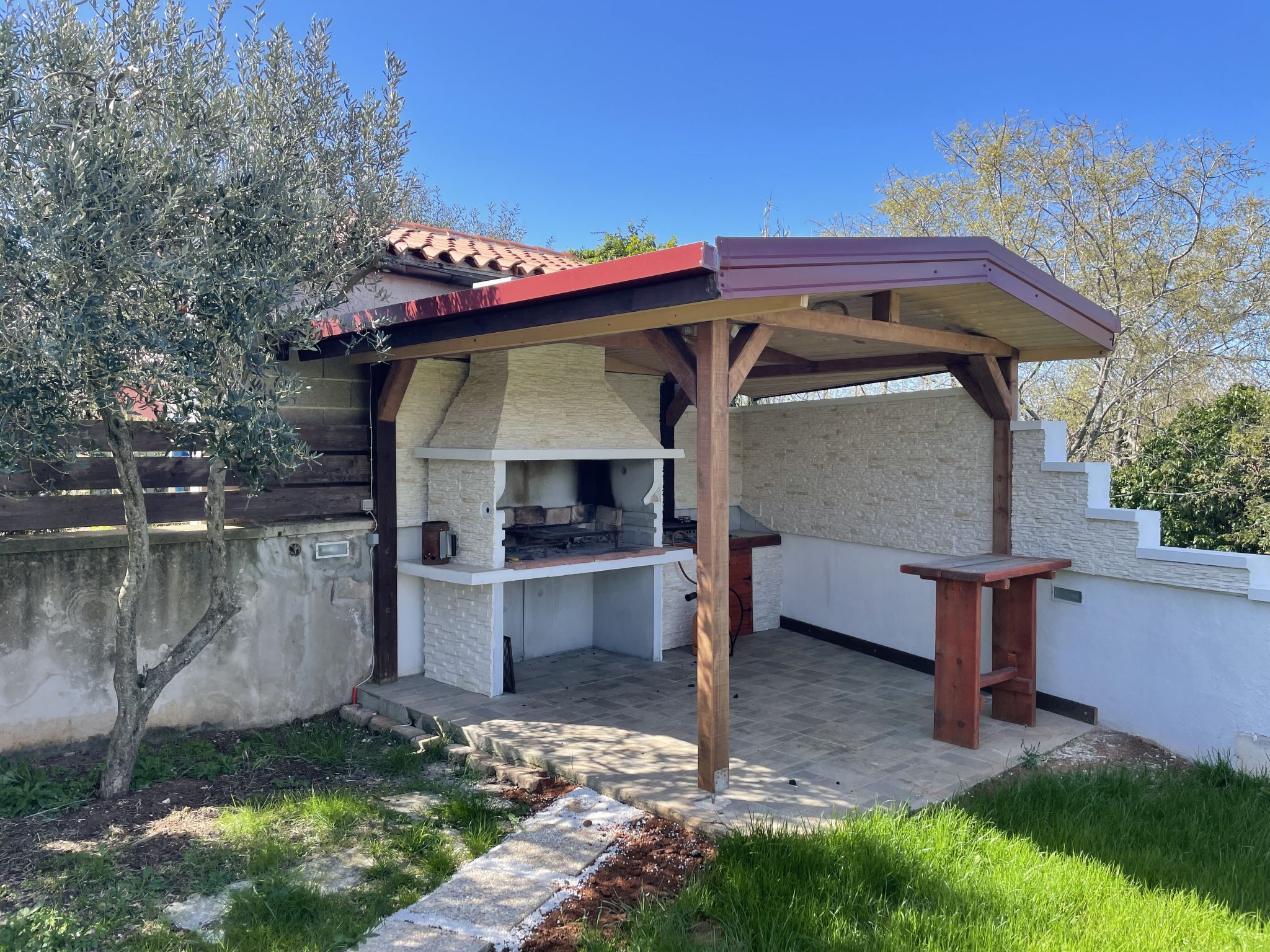 Photo 24 - Maison de 2 chambres à Ližnjan avec piscine privée et jardin