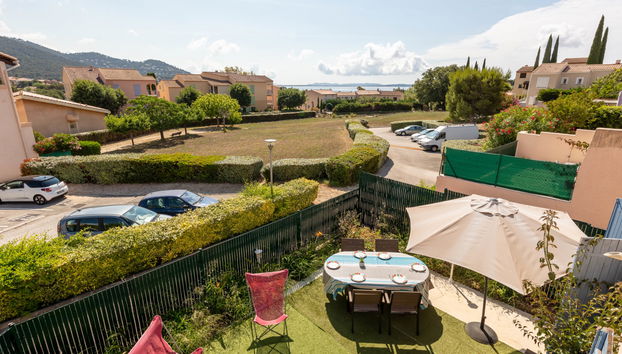 Casa de 4 quartos em Carqueiranne com jardim e terraço - Foto 2