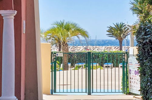 Foto 23 - Appartamento con 1 camera da letto a Six-Fours-les-Plages con piscina e terrazza
