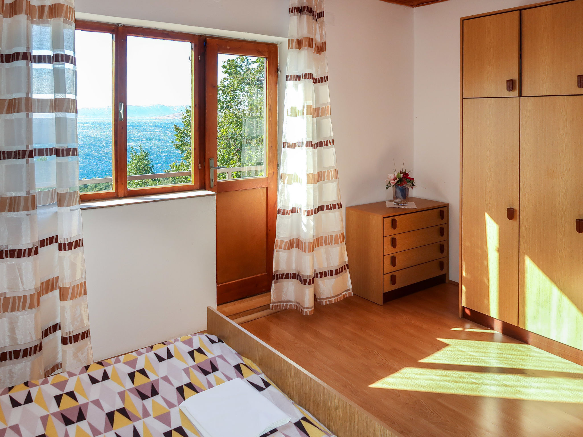 Foto 7 - Apartamento de 2 quartos em Senj com jardim e terraço