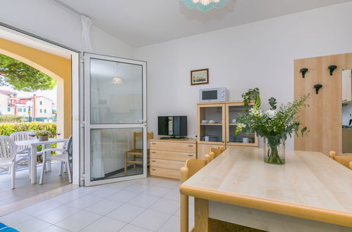 Foto 4 - Apartamento de 1 quarto em Caorle com piscina e terraço