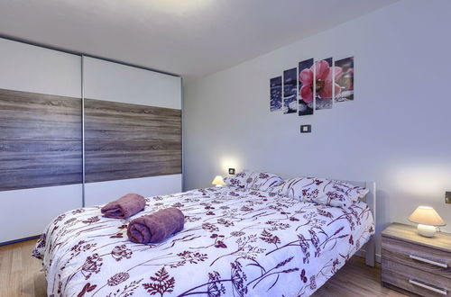 Photo 10 - Appartement de 1 chambre à Kršan avec piscine privée et jardin