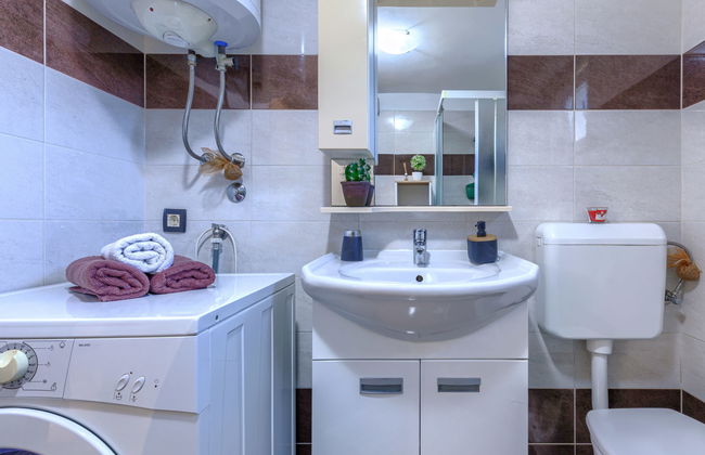 Apartamento de 2 quartos em Kršan com piscina privada e jardim - Foto 23