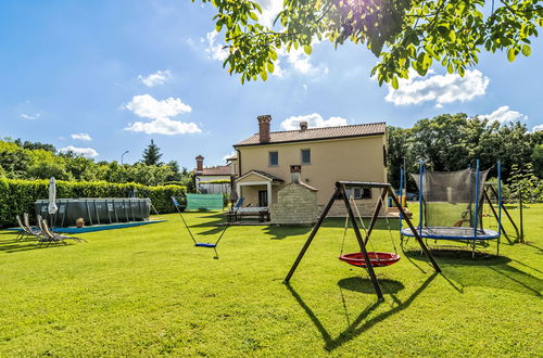 Photo 1 - Appartement de 1 chambre à Kršan avec piscine privée et jardin