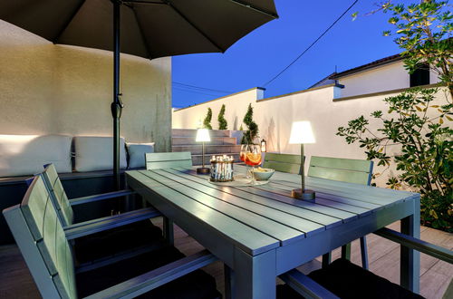 Foto 56 - Haus mit 3 Schlafzimmern in Labin mit privater pool und garten