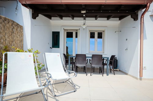 Foto 1 - Apartamento de 2 quartos em Andrano com jardim e terraço