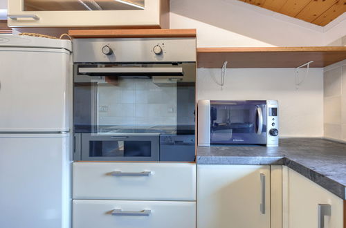 Foto 46 - Casa de 6 quartos em Buje com piscina privada e jardim