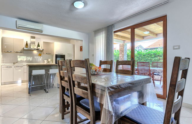 Casa de 9 quartos em Buje com piscina privada e jardim - Foto 10