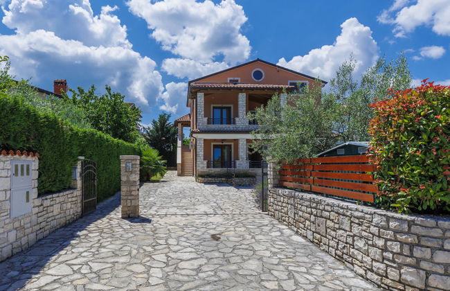Casa de 9 quartos em Buje com piscina privada e jardim - Foto 53