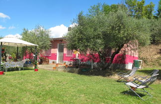 Photo 2 - Maison de 2 chambres à Certaldo avec piscine et jardin