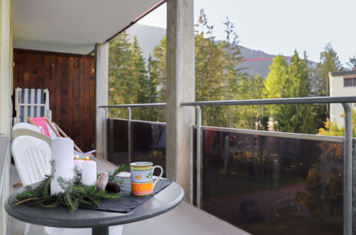 Foto 5 - Apartamento de 2 habitaciones en Davos con jardín y vistas a la montaña