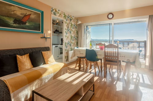 Foto 7 - Apartamento de 1 quarto em Cabourg com vistas do mar