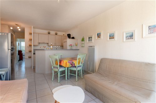 Foto 8 - Apartamento de 2 habitaciones en Le Grau-du-Roi con terraza y vistas al mar