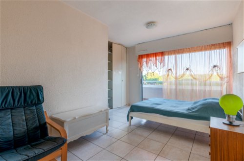 Foto 14 - Appartamento con 2 camere da letto a Le Grau-du-Roi con terrazza e vista mare