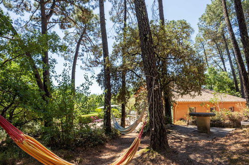 Foto 22 - Casa con 3 camere da letto a Gordes con piscina privata e terrazza