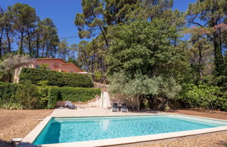 Photo 1 - Maison de 3 chambres à Gordes avec piscine privée et jardin