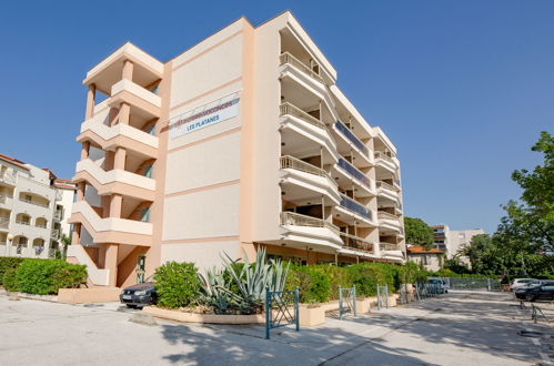 Foto 15 - Appartamento a Sainte-Maxime con vista mare