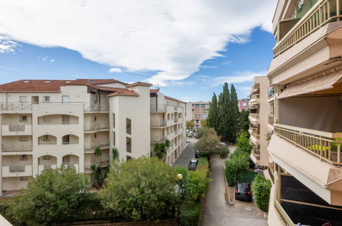 Foto 12 - Appartamento a Sainte-Maxime con vista mare