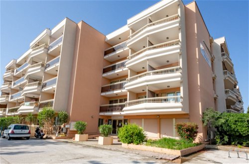 Foto 14 - Appartamento a Sainte-Maxime con vista mare