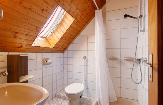 Casa de 4 quartos em Balatonalmádi com piscina privada e jardim - Foto 16