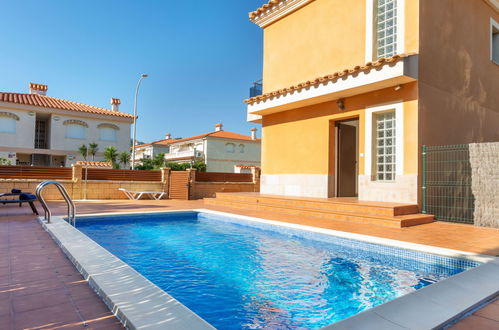 Foto 18 - Casa de 4 quartos em Mont-roig del Camp com piscina privada e terraço