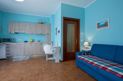 Foto 6 - Apartamento em Omegna com jardim e terraço