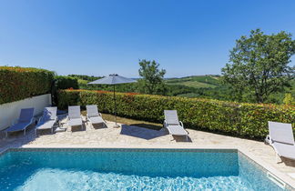 Photo 2 - Maison de 4 chambres à Buje avec piscine privée et jardin