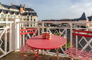 Foto 2 - Apartment mit 2 Schlafzimmern in Dives-sur-Mer mit blick aufs meer