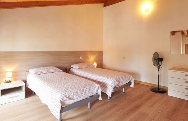 Casa con 4 camere da letto a Dongo con giardino - Foto 14