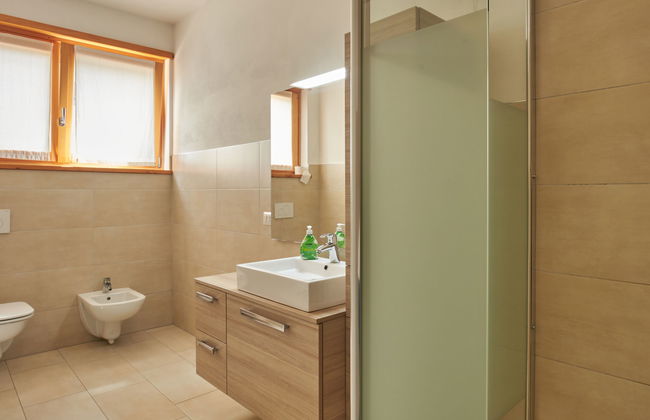 Casa con 4 camere da letto a Dongo con giardino - Foto 21