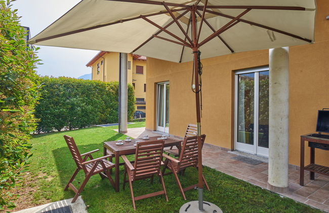 Casa con 4 camere da letto a Dongo con giardino - Foto 1