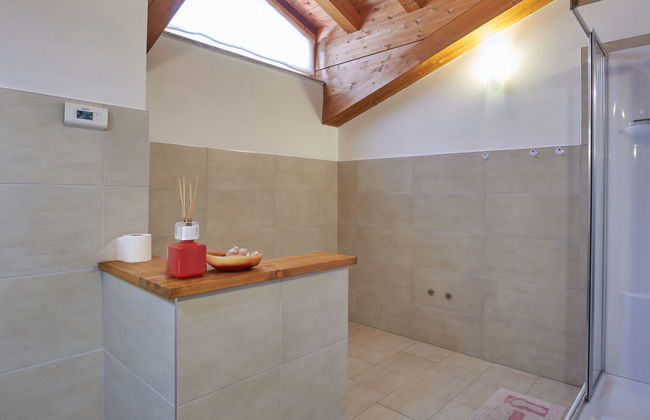 Casa con 4 camere da letto a Dongo con giardino - Foto 25