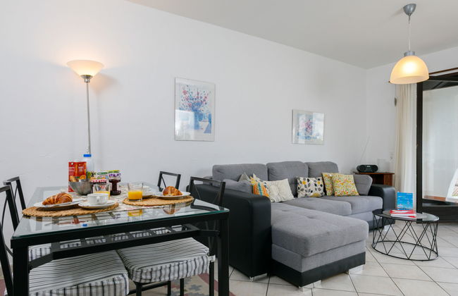 Apartamento de 2 quartos em Gambarogno com piscina e jardim - Foto 2