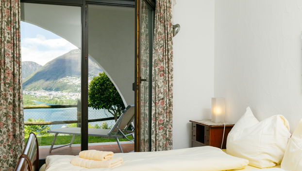 Apartment mit 2 Schlafzimmern in Gambarogno mit schwimmbad und garten - Foto 3